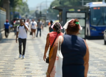 Onda de calor deve se intensificar até a próxima semana. Saiba como se proteger