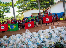 Natal Sem Fome: MST atingirá marca de mil toneladas de alimentos doados