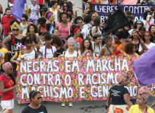 13 de Maio marca o fim oficial da escravidão e o começo do racismo