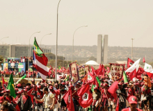 Movimentos sociais marcham 4 dias por candidatura popular de Lula