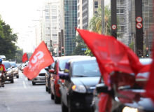 Nas ruas, movimentos pedem vacinas, auxílio emergencial e ‘Fora Bolsonaro’