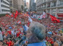 'Luta pelo povo brasileiro vai até o fim', afirma Lula