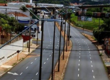 Lockdown em cidades de São Paulo reduz mortes e casos de Covid-19