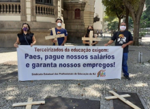 RJ: Bancários e trabalhadores da educação protestam por vacinas e em defesa da vida