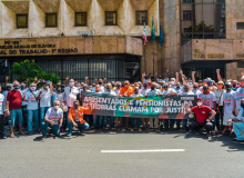 Aposentados da Petrobrás protestam em Salvador contra aumentos nos planos de saude